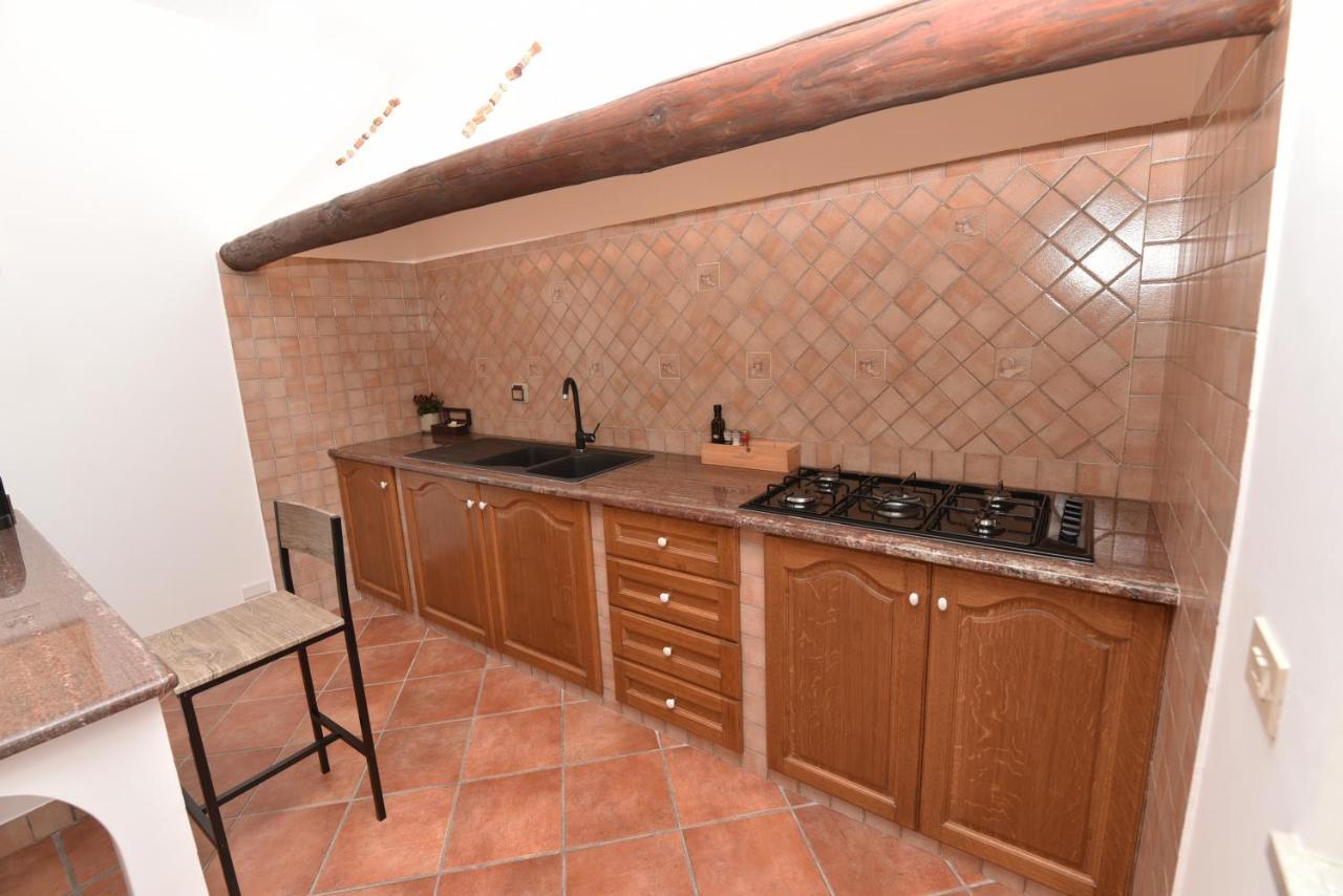 Chez Luke Apartments In أَجيرولا المظهر الخارجي الصورة